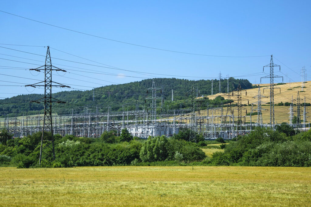 SE2M industrie fournisseur d'énergie dans le domaine de l'énergie - Location groupe électrogène fournisseur d'énergie
